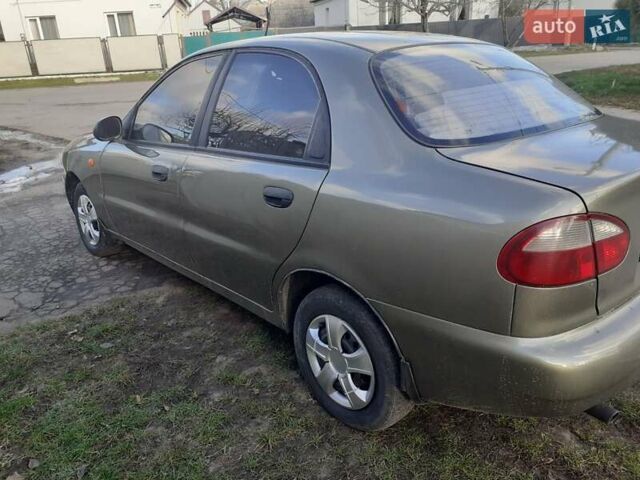 Бежевый Дэу Ланос, объемом двигателя 1.5 л и пробегом 300 тыс. км за 2150 $, фото 5 на Automoto.ua