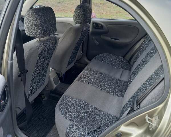 Бежевый Дэу Ланос, объемом двигателя 1.5 л и пробегом 163 тыс. км за 2300 $, фото 7 на Automoto.ua