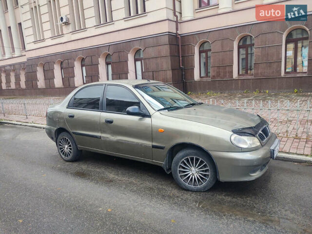 Бежевый Дэу Ланос, объемом двигателя 1.5 л и пробегом 177 тыс. км за 2000 $, фото 4 на Automoto.ua