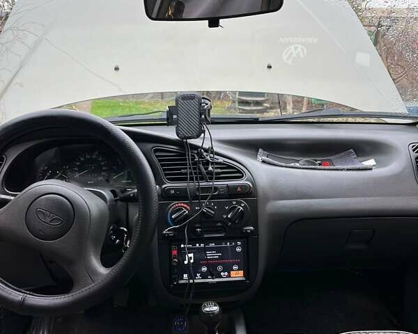 Бежевий Деу Ланос, об'ємом двигуна 1.6 л та пробігом 118 тис. км за 3300 $, фото 7 на Automoto.ua