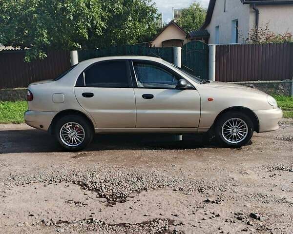 Бежевий Деу Ланос, об'ємом двигуна 1.5 л та пробігом 173 тис. км за 2700 $, фото 4 на Automoto.ua
