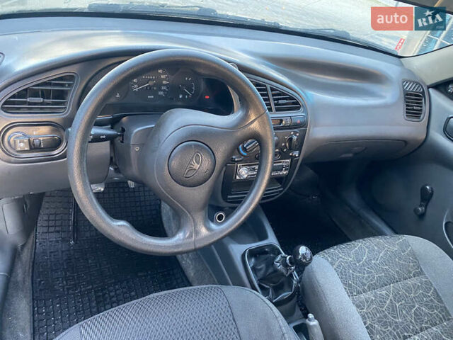 Бежевий Деу Ланос, об'ємом двигуна 1.5 л та пробігом 472 тис. км за 1600 $, фото 6 на Automoto.ua