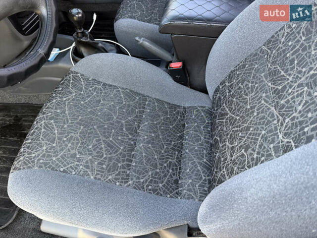 Бежевий Деу Ланос, об'ємом двигуна 1.5 л та пробігом 70 тис. км за 3900 $, фото 12 на Automoto.ua