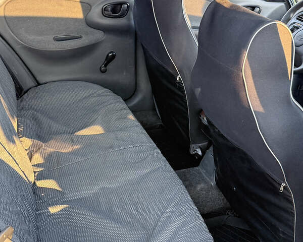 Бежевый Дэу Ланос, объемом двигателя 1.5 л и пробегом 195 тыс. км за 1800 $, фото 6 на Automoto.ua