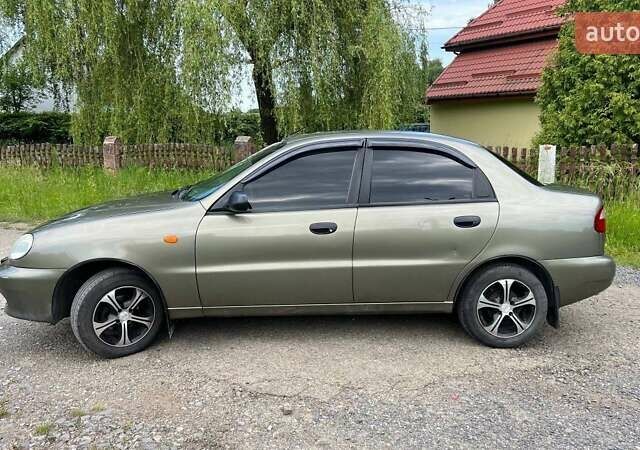 Бежевый Дэу Ланос, объемом двигателя 1.5 л и пробегом 154 тыс. км за 3000 $, фото 3 на Automoto.ua