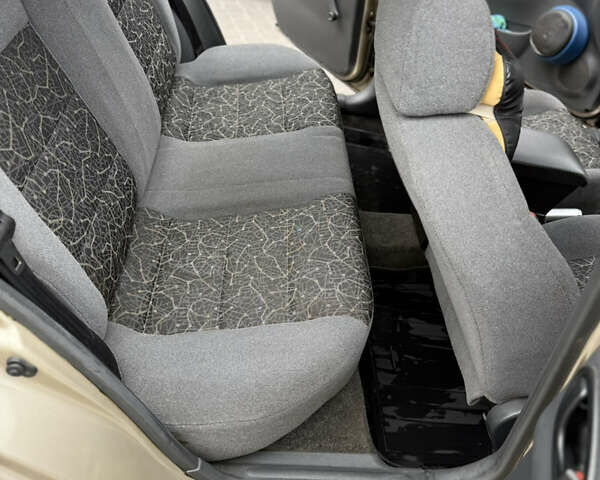 Бежевий Деу Ланос, об'ємом двигуна 1.5 л та пробігом 224 тис. км за 2550 $, фото 20 на Automoto.ua