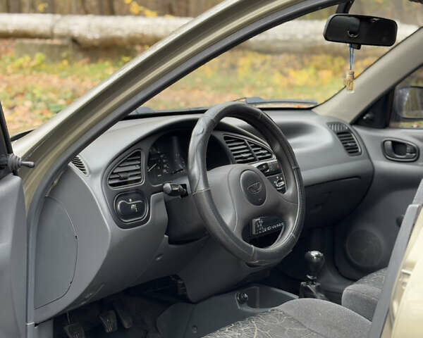 Деу Ланос 2007 у Харкові на Automoto.ua Бежевий Деу Ланос, об'ємом двигуна 1.5 л та пробігом 244 тис. км за 2150 $, фото 7 на Automoto.ua