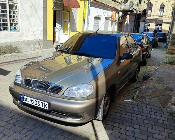 Бежевий Деу Ланос, об'ємом двигуна 1.4 л та пробігом 71 тис. км за 2999 $, фото 1 на Automoto.ua