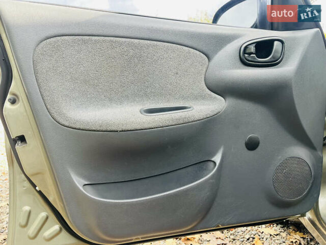 Деу Ланос 2007 у Харкові на Automoto.ua Бежевий Деу Ланос, об'ємом двигуна 1.5 л та пробігом 243 тис. км за 2500 $, фото 10 на Automoto.ua