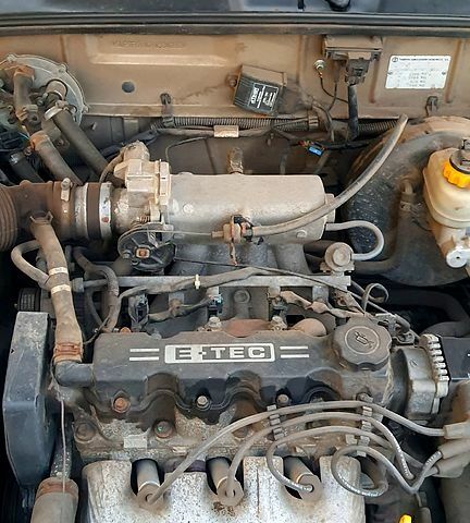 Бежевый Дэу Ланос, объемом двигателя 1.5 л и пробегом 170 тыс. км за 2200 $, фото 2 на Automoto.ua