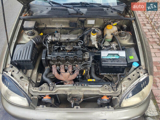 Бежевый Дэу Ланос, объемом двигателя 1.5 л и пробегом 177 тыс. км за 2000 $, фото 10 на Automoto.ua