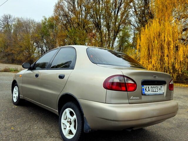 Бежевый Дэу Ланос, объемом двигателя 1.5 л и пробегом 220 тыс. км за 2750 $, фото 1 на Automoto.ua