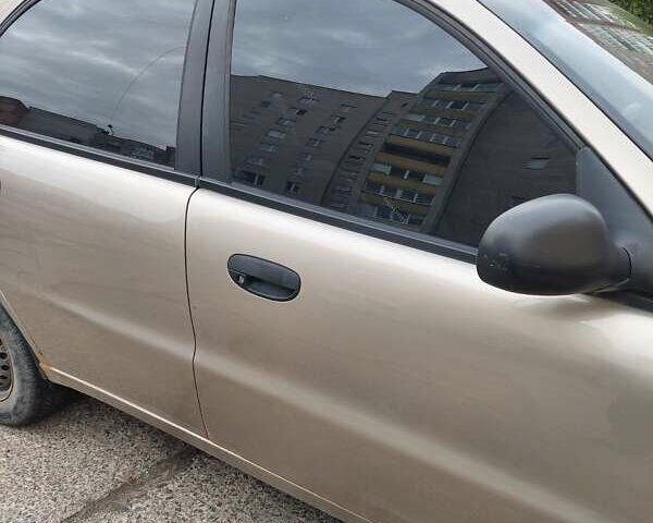 Дэу Ланос 2008 в Луцке на Automoto.ua Бежевый Дэу Ланос, объемом двигателя 1.5 л и пробегом 141 тыс. км за 2300 $, фото 2 на Automoto.ua