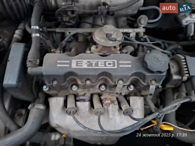 Дэу Ланос 2008 в Киеве на Automoto.ua Бежевый Дэу Ланос, объемом двигателя 1.5 л и пробегом 165 тыс. км за 2700 $, фото 4 на Automoto.ua