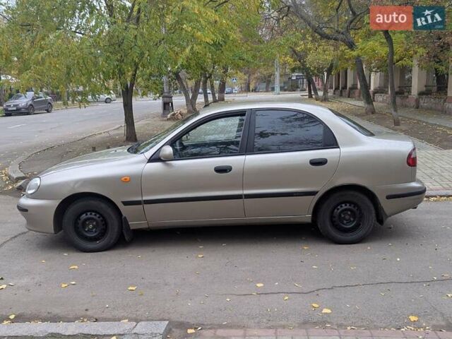 Бежевий Деу Ланос, об'ємом двигуна 1.5 л та пробігом 170 тис. км за 3300 $, фото 5 на Automoto.ua