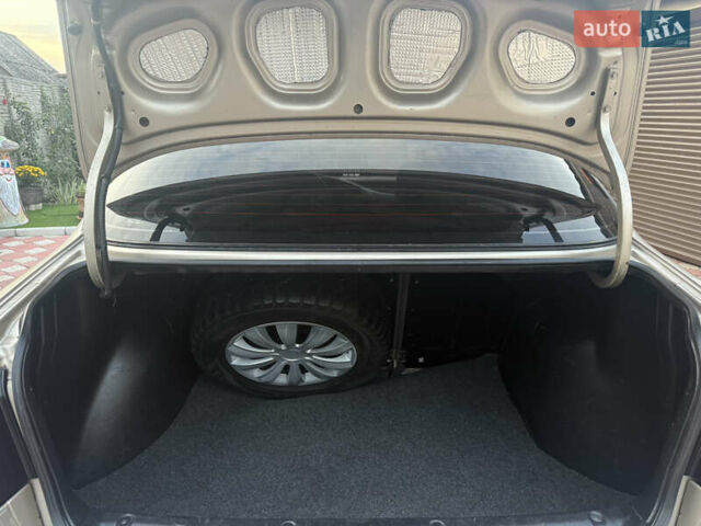 Бежевый Дэу Ланос, объемом двигателя 1.5 л и пробегом 234 тыс. км за 3350 $, фото 11 на Automoto.ua