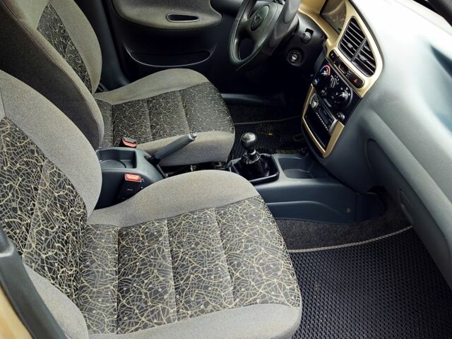 Бежевый Дэу Ланос, объемом двигателя 1.5 л и пробегом 220 тыс. км за 2750 $, фото 10 на Automoto.ua