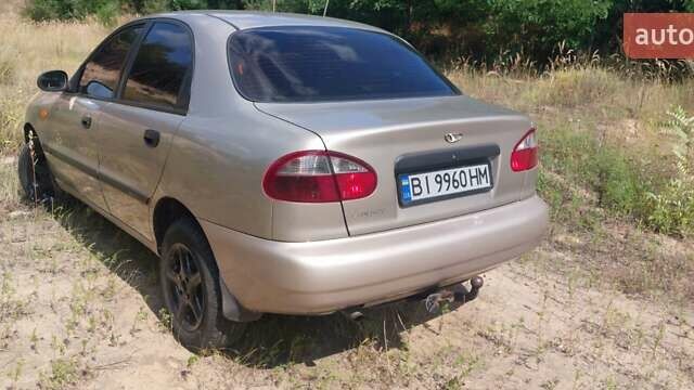 Бежевый Дэу Ланос, объемом двигателя 1.5 л и пробегом 235 тыс. км за 2850 $, фото 1 на Automoto.ua