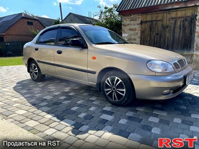 Бежевый Дэу Ланос, объемом двигателя 1.5 л и пробегом 186 тыс. км за 2750 $, фото 3 на Automoto.ua