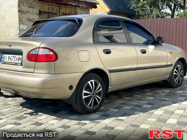 Бежевый Дэу Ланос, объемом двигателя 1.5 л и пробегом 186 тыс. км за 2750 $, фото 4 на Automoto.ua