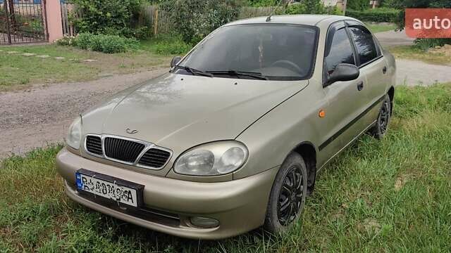 Бежевый Дэу Ланос, объемом двигателя 1.5 л и пробегом 233 тыс. км за 2900 $, фото 1 на Automoto.ua