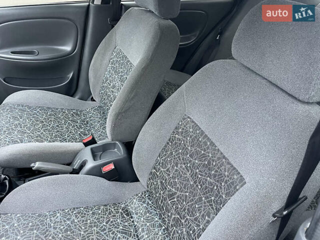 Бежевий Деу Ланос, об'ємом двигуна 1.5 л та пробігом 63 тис. км за 3257 $, фото 8 на Automoto.ua