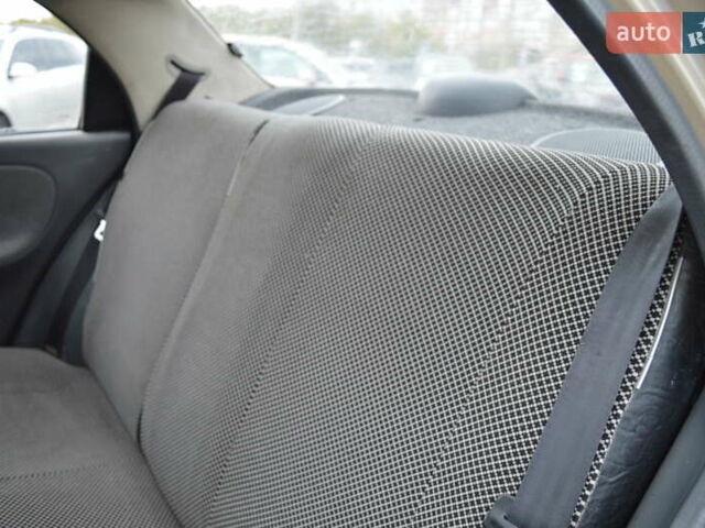 Бежевый Дэу Ланос, объемом двигателя 1.5 л и пробегом 268 тыс. км за 2900 $, фото 10 на Automoto.ua