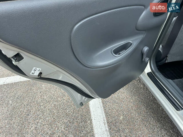 Бежевий Деу Ланос, об'ємом двигуна 1.5 л та пробігом 63 тис. км за 3257 $, фото 1 на Automoto.ua