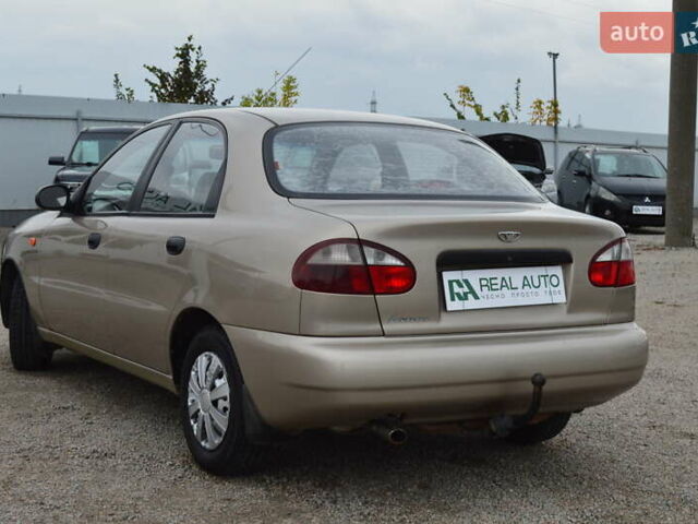 Бежевый Дэу Ланос, объемом двигателя 1.5 л и пробегом 268 тыс. км за 2900 $, фото 1 на Automoto.ua