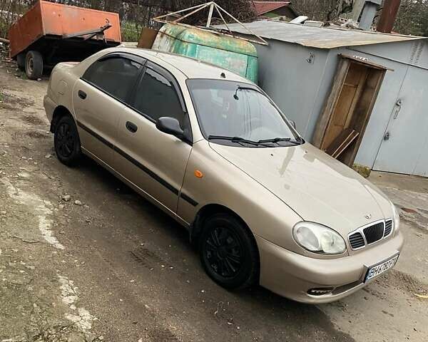Бежевий Деу Ланос, об'ємом двигуна 1.5 л та пробігом 268 тис. км за 2500 $, фото 4 на Automoto.ua