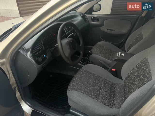 Бежевый Дэу Ланос, объемом двигателя 1.5 л и пробегом 234 тыс. км за 3350 $, фото 8 на Automoto.ua