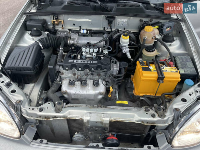 Бежевий Деу Ланос, об'ємом двигуна 1.5 л та пробігом 63 тис. км за 3257 $, фото 3 на Automoto.ua