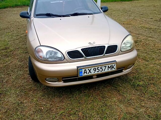 Бежевый Дэу Ланос, объемом двигателя 1.4 л и пробегом 188 тыс. км за 2000 $, фото 6 на Automoto.ua