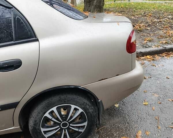 Бежевий Деу Ланос, об'ємом двигуна 1.5 л та пробігом 130 тис. км за 2450 $, фото 6 на Automoto.ua