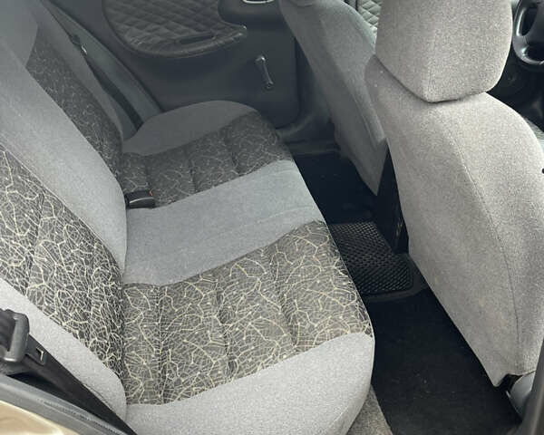 Бежевый Дэу Ланос, объемом двигателя 1.5 л и пробегом 207 тыс. км за 3400 $, фото 16 на Automoto.ua