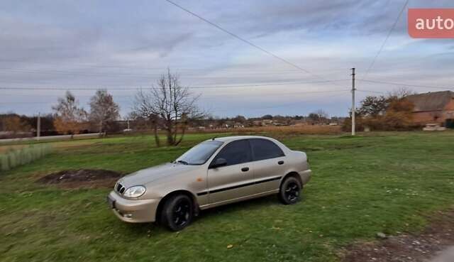Бежевый Дэу Ланос, объемом двигателя 1.5 л и пробегом 235 тыс. км за 2850 $, фото 5 на Automoto.ua