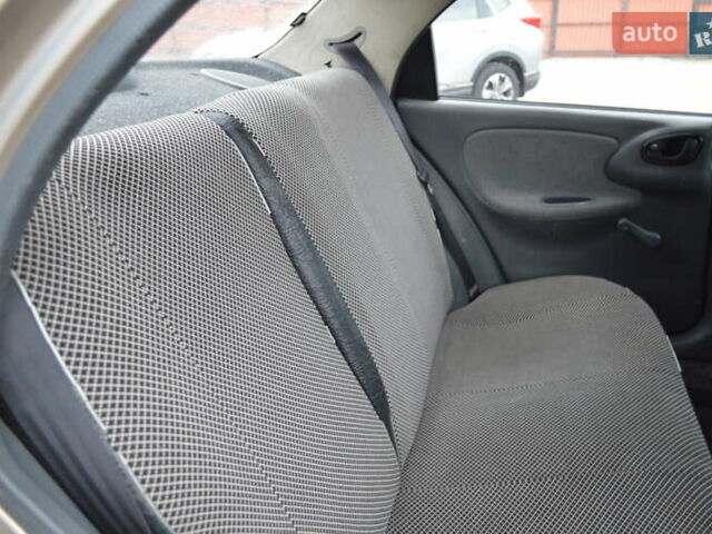 Бежевый Дэу Ланос, объемом двигателя 1.5 л и пробегом 268 тыс. км за 2900 $, фото 14 на Automoto.ua