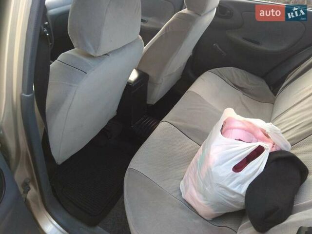 Бежевий Деу Ланос, об'ємом двигуна 1.5 л та пробігом 277 тис. км за 2300 $, фото 2 на Automoto.ua