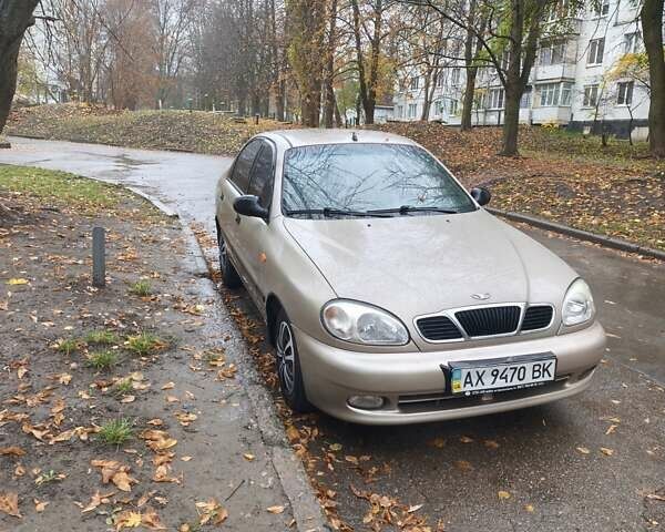 Бежевий Деу Ланос, об'ємом двигуна 1.5 л та пробігом 130 тис. км за 2450 $, фото 1 на Automoto.ua