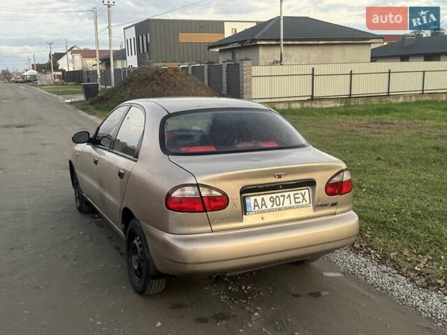 Бежевый Дэу Ланос, объемом двигателя 0 л и пробегом 200 тыс. км за 2000 $, фото 3 на Automoto.ua