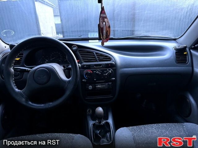 Бежевий Деу Ланос, об'ємом двигуна 1.5 л та пробігом 140 тис. км за 2999 $, фото 9 на Automoto.ua