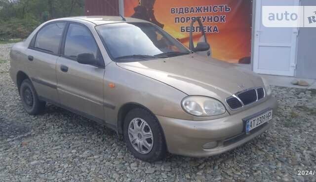 Бежевый Дэу Ланос, объемом двигателя 1.4 л и пробегом 130 тыс. км за 1590 $, фото 3 на Automoto.ua