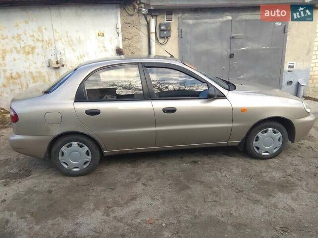 Бежевий Деу Ланос, об'ємом двигуна 1.5 л та пробігом 277 тис. км за 2300 $, фото 1 на Automoto.ua