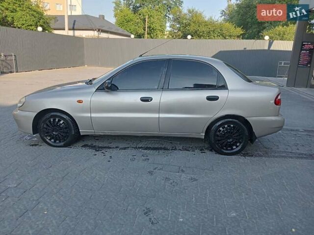 Дэу Ланос 2008 в Ивано-Франковске на Automoto.ua Бежевый Дэу Ланос, объемом двигателя 1.5 л и пробегом 231 тыс. км за 1800 $, фото 1 на Automoto.ua