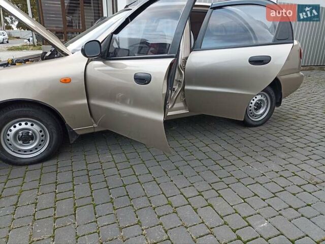 Бежевий Деу Ланос, об'ємом двигуна 1.5 л та пробігом 210 тис. км за 2750 $, фото 18 на Automoto.ua