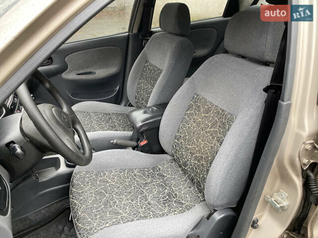 Бежевый Дэу Ланос, объемом двигателя 1.5 л и пробегом 165 тыс. км за 2850 $, фото 19 на Automoto.ua