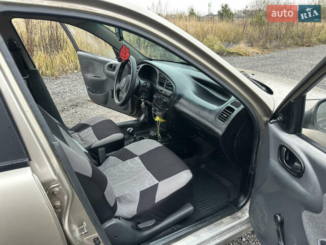 Бежевый Дэу Ланос, объемом двигателя 1.5 л и пробегом 280 тыс. км за 1500 $, фото 13 на Automoto.ua