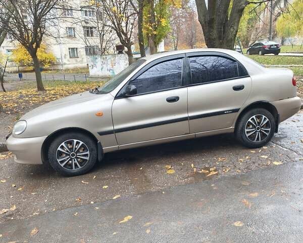 Бежевий Деу Ланос, об'ємом двигуна 1.5 л та пробігом 130 тис. км за 2450 $, фото 3 на Automoto.ua