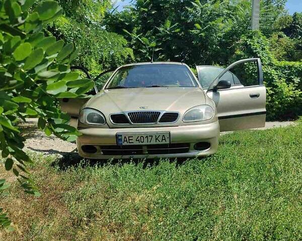 Бежевый Дэу Ланос, объемом двигателя 1.5 л и пробегом 199 тыс. км за 2400 $, фото 6 на Automoto.ua