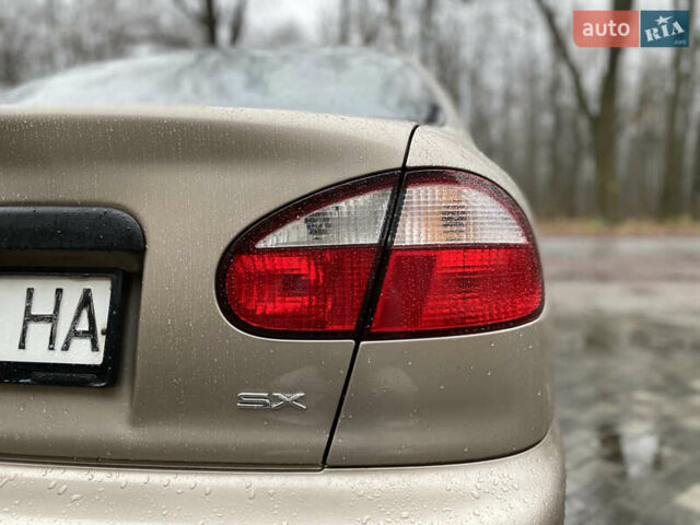 Бежевый Дэу Ланос, объемом двигателя 1.5 л и пробегом 165 тыс. км за 2850 $, фото 5 на Automoto.ua
